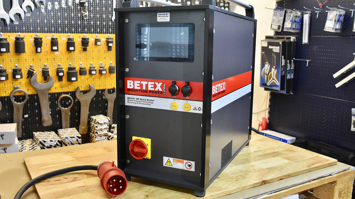 Máy gia nhiệt trung tần quấn dây BETEX MF-GENERATOR3.1 - 22kW công suất 22kW, màn hình 7 inch