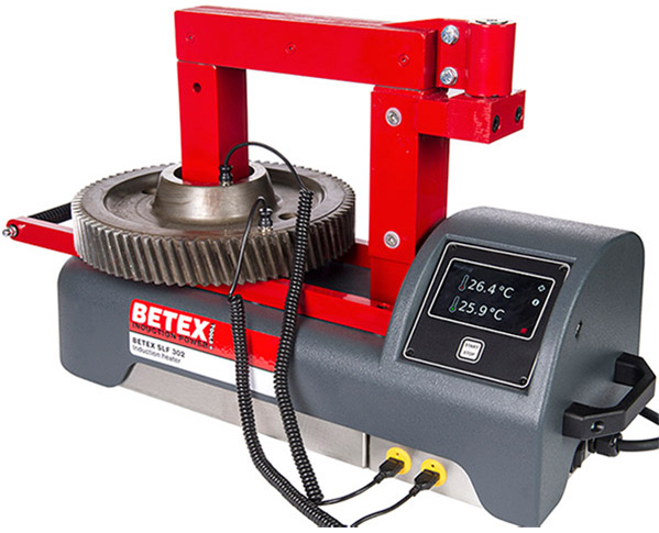 BETEX SLF 302 Gia nhiệt bánh răng theo phương dọc